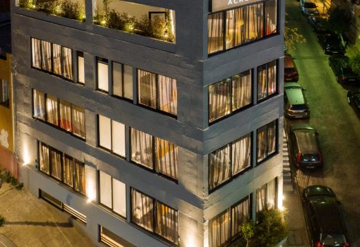 3. 코니아마 아크로..