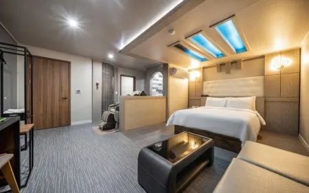 Pyeongtaek Praha Отели рядом со станцией Pyeongtaeg Station