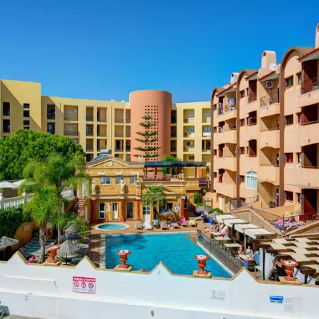 Choromar Apartments