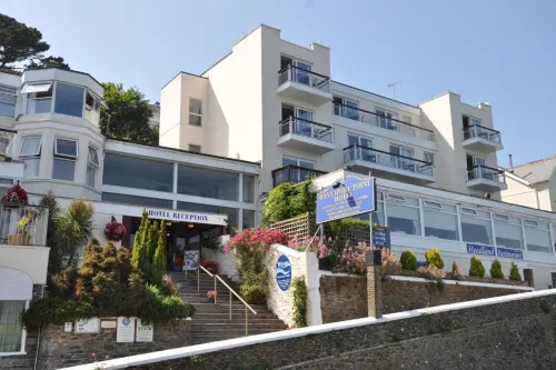 The Hannafore Point Hotel - Bar