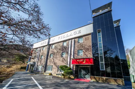 Yangju J (J) Отели в г. Янджу