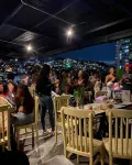 Apartments Pool and Rooftop Downtown Hotel - 조식 운영