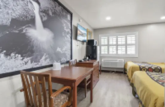 Travelers Inn Medford