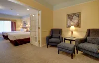 Senator Inn & Spa Hotels near Lithgow Public Library