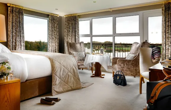 基裏赫文湖濱小屋酒店