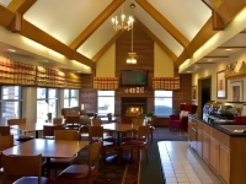 Residence Inn Lansing West Hoteles en Waverly