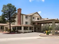 Days Inn & Suites by Wyndham East Flagstaff Hotels near Fatman's Loop Trail
