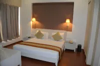 納特拉吉酒店 酒店