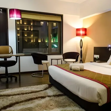 Hotel Lxia Hinjewadi - Indian Nationals Only Отели в г. Хинджавади