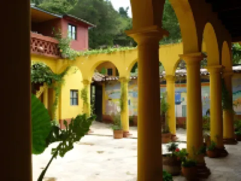 Hotel Na Bolom โรงแรมใน