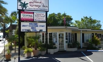 Island Breeze Inn - Venice