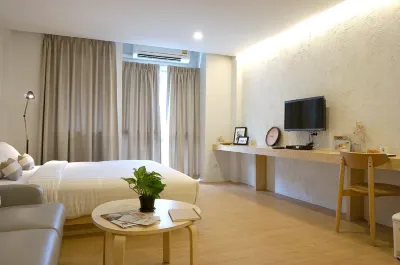 Benri Sriracha Residence Hotels in Surasak