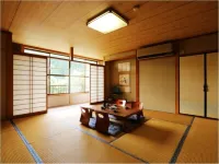 Minshuku Yoshidaya Hotel di 
