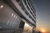 Rhodos Horizon Blu-Adults Only - spa