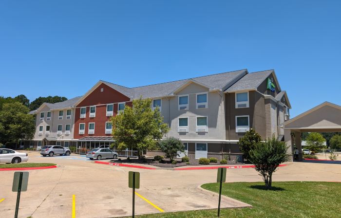 Holiday Inn Express & Suites EL DORADO by IHG