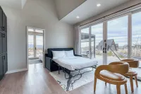 Stardust Big Bend Luxury A-Frame#1 with a Fab View Hotels in Study Butte-Terlingua