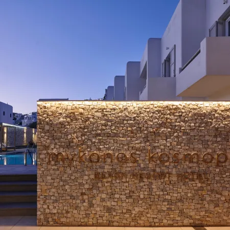Mykonos Kosmoplaz Beach Resort Hotel