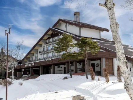 Madarao Kogen Hotel Отели в г. Иияма