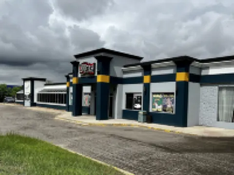 Travelodge by Wyndham Regina Hotels in Regina