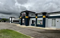 Travelodge by Wyndham Regina Các khách sạn ở 