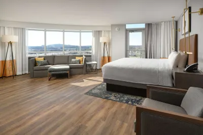 Hampton Inn & Suites by Hilton Huntsville Downtown Các khách sạn ở Madison County