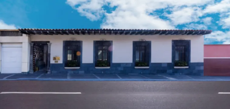 Casona 142 Hotel Boutique Orizaba Hôtels à proximité de : Panteon Municipal de Orizaba