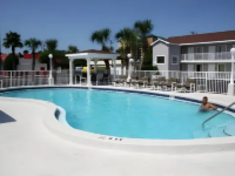 Destin Inn & Suites Hotels in Destin