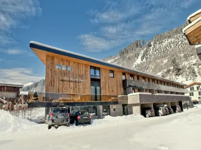 Luxury Apartment with Balcony and Access to Sauna