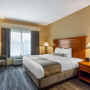 Best Western Plus University Park Inn Suites