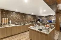 Best Western CottonTree Inn - servizio colazione