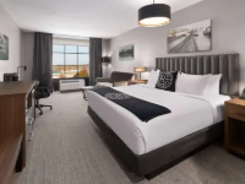 Riverbend Hotel and Suites, Trademark Collection by Wyndham Hotels in Ashtabula