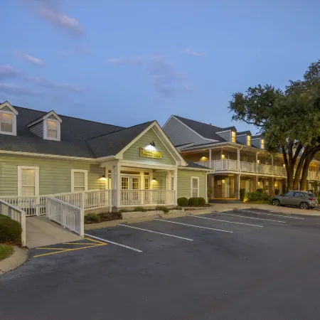 Best Western Plus St. Simons