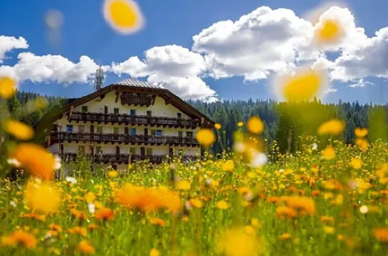 Hotel Kreuzberg Monte Croce