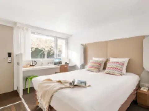 カンパニール ジュネーヴ - フェルネー - ヴォルテール フィルネー・ボルテールのホテル