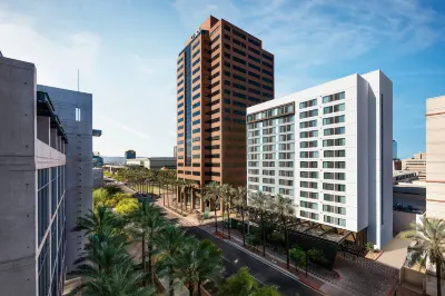 AC Hotel Phoenix Downtown Hotels near Maricopa County Superior Courthouse