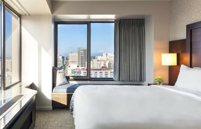 Renaissance Seattle Hotel