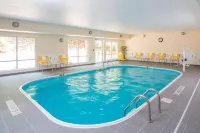 Fairfield Inn & Suites Quincy - Swimmingpools