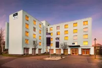 Holiday Inn - the niu, BLADE SOLINGEN by IHG