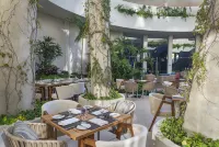 Hilton Garden Inn Cancun Airport - breakfast
