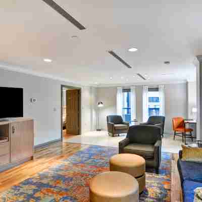 The Cincinnatian Hotel, Curio Collection by Hilton Rooms