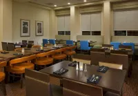 Hilton Garden Inn Gainesville - Breakfast