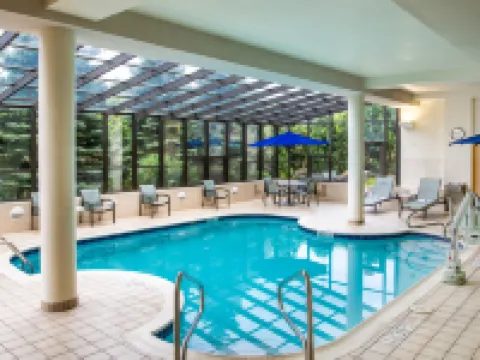 Hampton Inn Erie-South Hotels in Summit Township