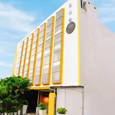 Bloom Hotel - Gachibowli Hotels near IIIT