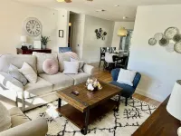 Pool house - heated pool in heart of Melbourne, minutes to beach