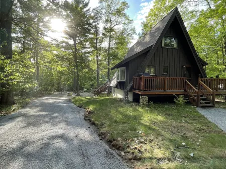 Adirondack A-Frame - Ski/Cozy/Mountain Retreat