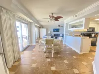 See our reviews! Beach front! Beach chairs & umbrella included March-Oct 31st