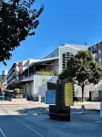 Relax In Comfort 3-Bed-1 Bath Apartment. Hôtels à proximité de : William Land Park