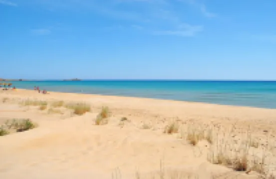 Villa at 20 m. from the sea on the beautiful and unspoiled beach of Carratois