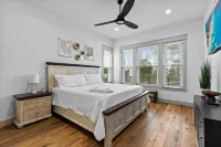 Paradise | Oceanview, Hottub, Shuffleboard, Bikes, Beach, Pool