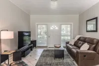 CHARMING - Cozy Retreat Near Lake Killarney in Winter Park
